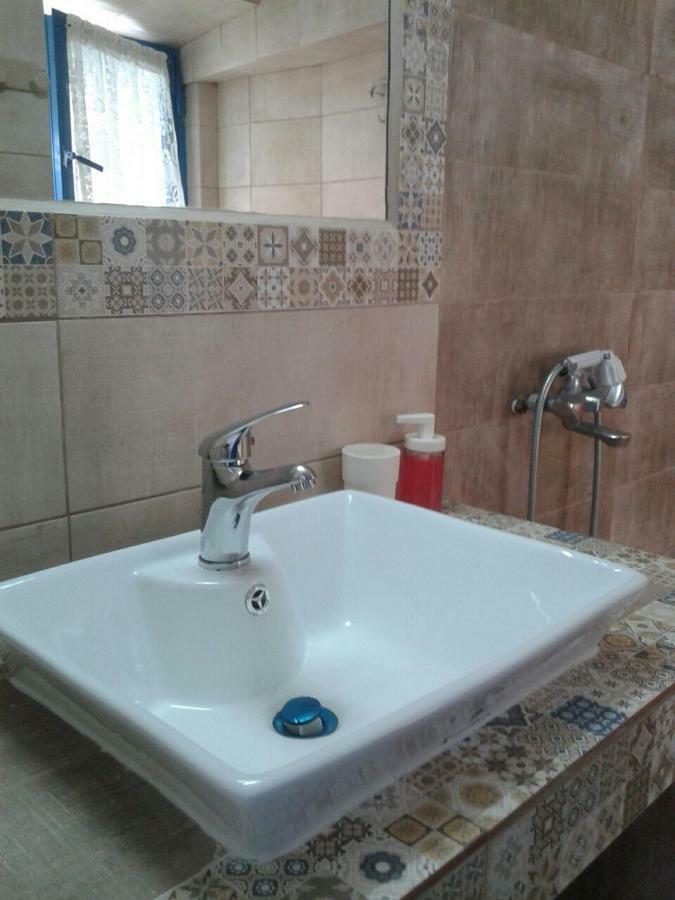 Floras Rooms And Studios Анафі Екстер'єр фото